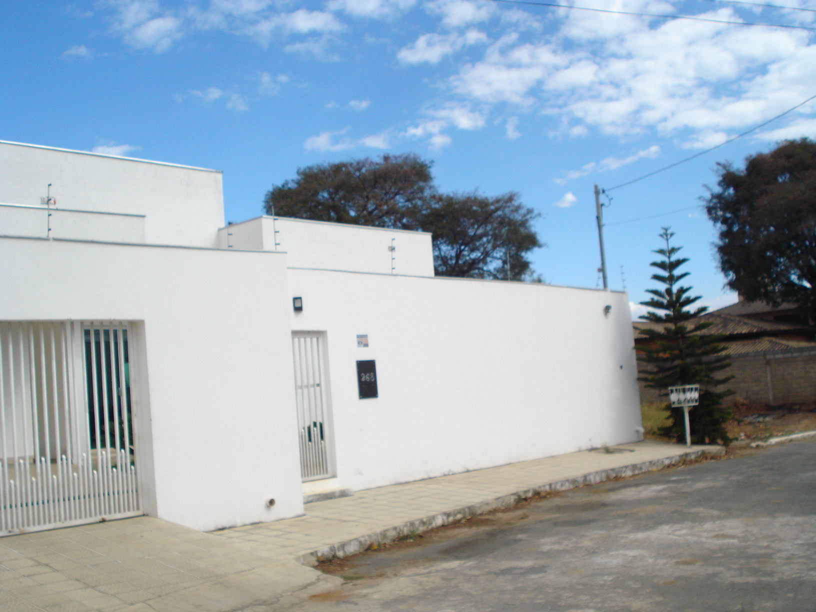 C- 29 Casa bairro Maria Cândida